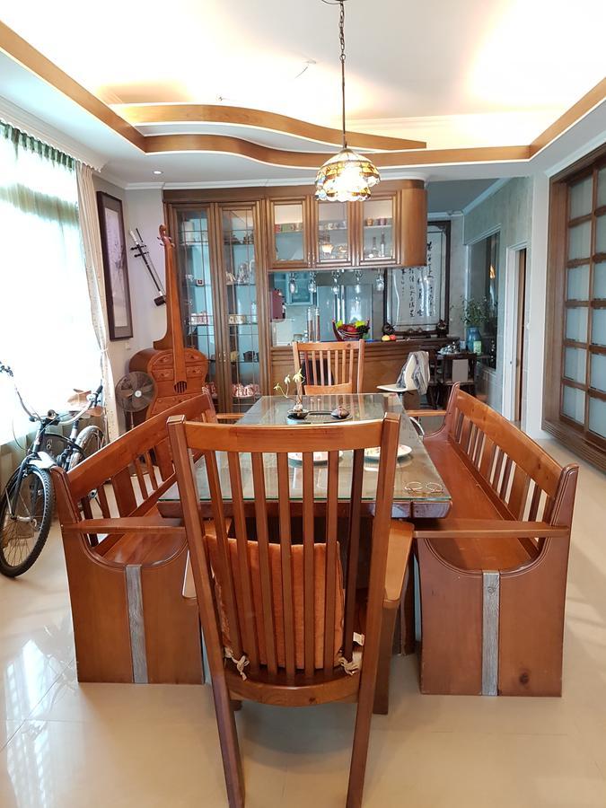 Emaly Homestay T'ai-tung Buitenkant foto