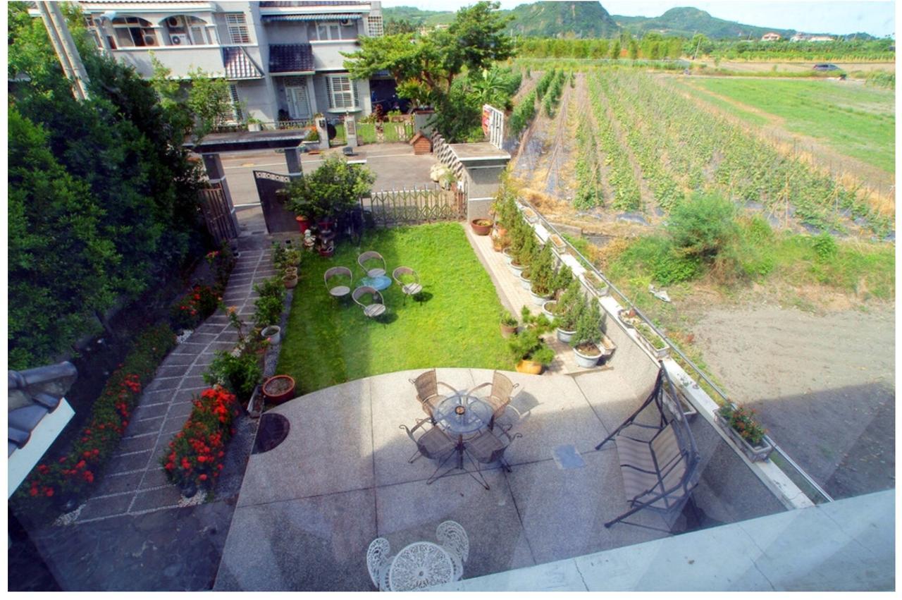 Emaly Homestay T'ai-tung Buitenkant foto
