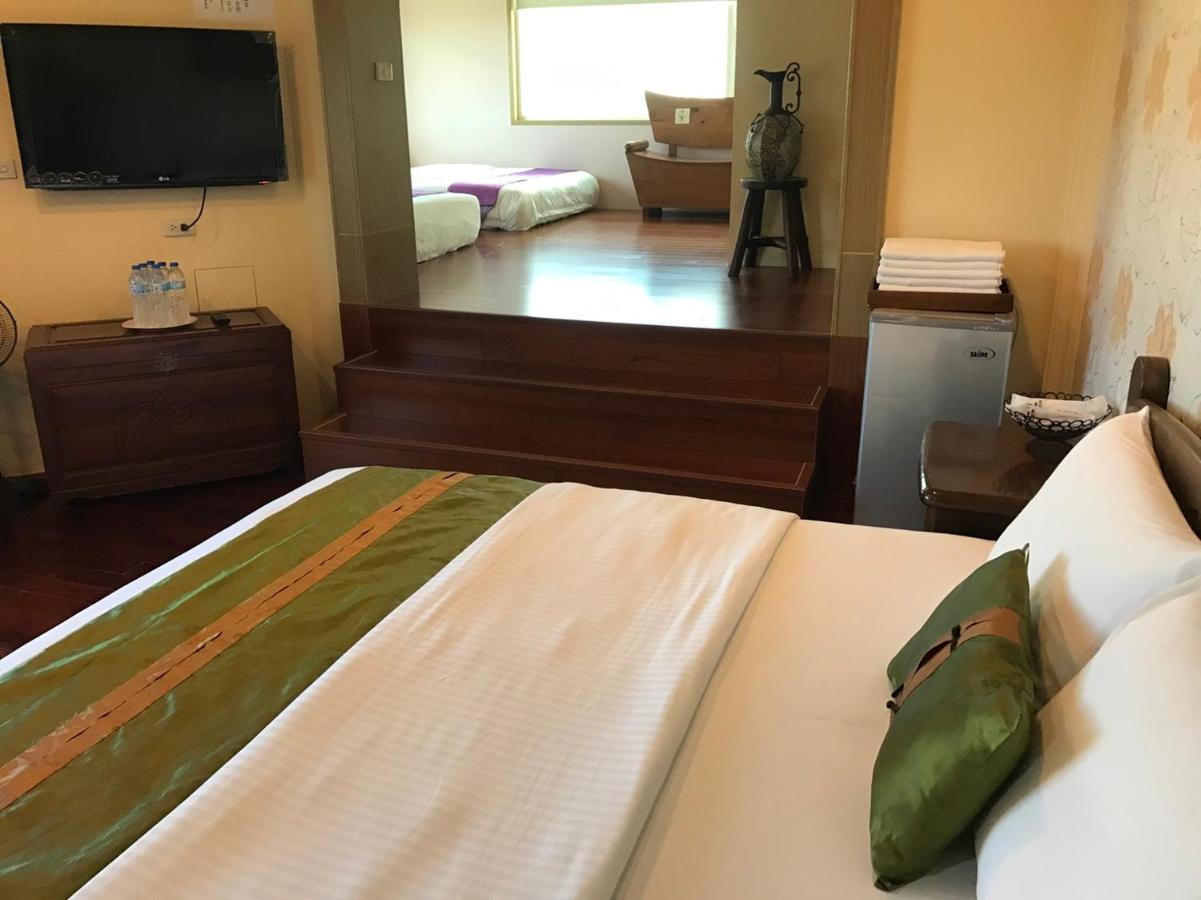 Emaly Homestay T'ai-tung Buitenkant foto